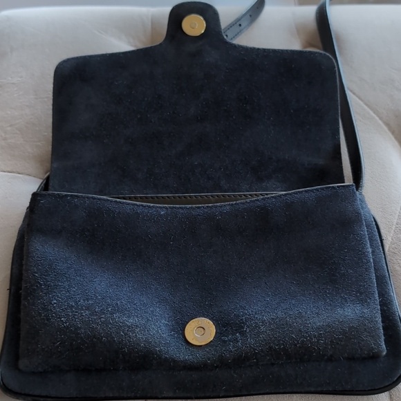 Gucci suede crossbody bag - Picture 6 of 11